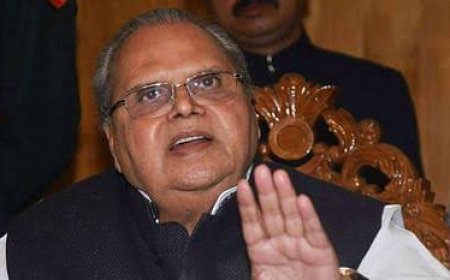 जम्मू कश्मीर के पूर्व गवर्नर सत्यपाल मलिक के घर CBI का छापा