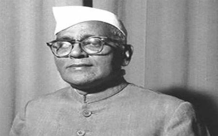 सियासत का अखाड़ा उत्तर प्रदेश: एक ऐसे मुख्यमंत्री की कहानी, जो खुद को कहता था चोर 