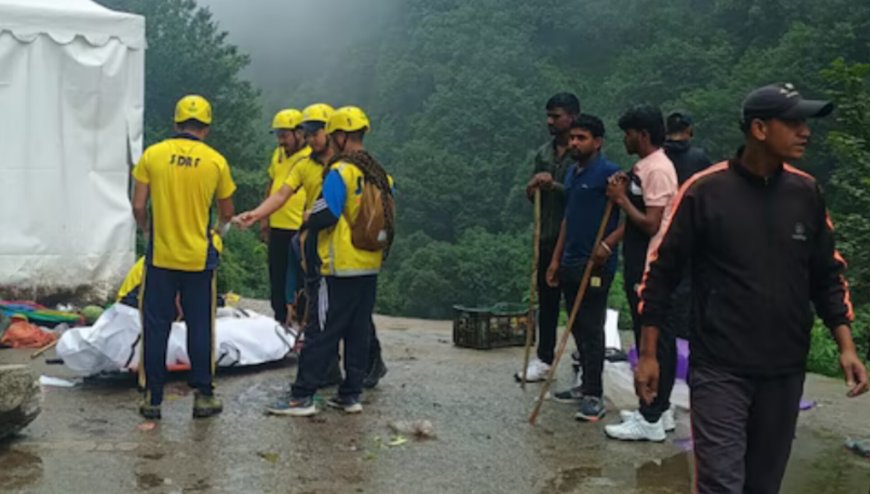 केदारनाथ में बड़ा हादसा, लैंडस्लाइड से अचानक गिरने लगे बड़े-बड़े पत्थर, चपेट में आने से 3 यात्रियों की मौत