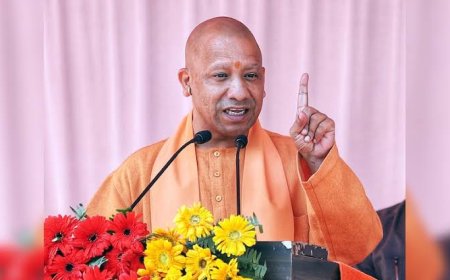 आगरा में गरजे सीएम योगी, बोले बटेंगे तो कटेंगे, एक रहेंगे तो नेक रहेंगे