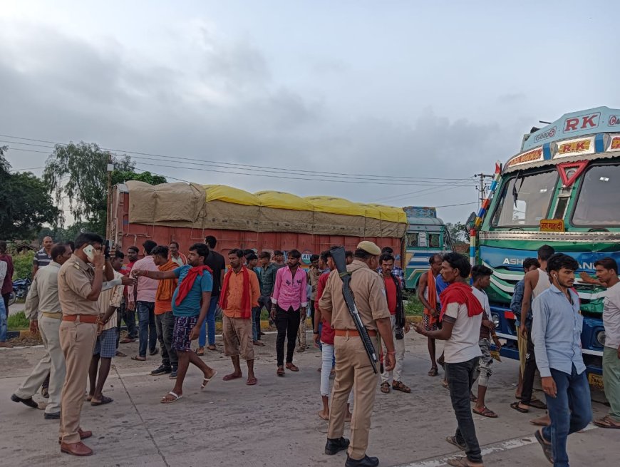 मिर्जापुर: गाय को बचाने के चक्कर में ट्रक ने पिकप वाहन में मारी टक्कर, छह लोग घायल