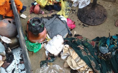 मिर्जापुर के हलिया में विद्युत शार्ट सर्किट से घर में लगी आग, गृहस्थी का सामान जलकर खाक