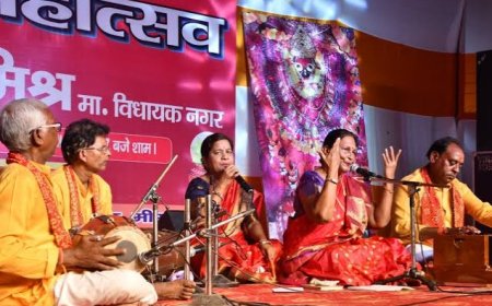 विंध्य महोत्सव में पोस्टर विवाद: समिति ने किया समाधान