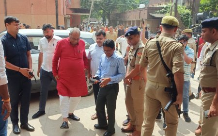 योगी सरकार के कैबिनेट मंत्री संजय निषाद के काफिले का एक्सीडेंट, मंत्री घायल