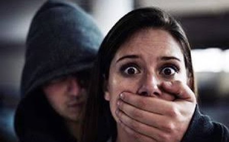 UP: झाँसी में नर्सिंग छात्रा ने कराया खुद का अपहरण, खुलासे के बाद पुलिस भी दंग
