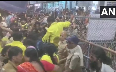 तिरुपति मंदिर में भगदड़, 6 श्रद्धालुओं की मौत, 2 दर्जन से ज्यादा घायल