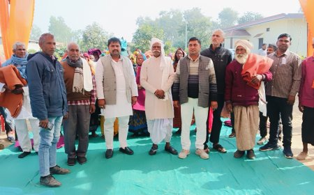 कोरांव: समाजसेवी प्रमोद मिश्र पयासी ने गरीबों को कंबल वितरण का किया ऐलान