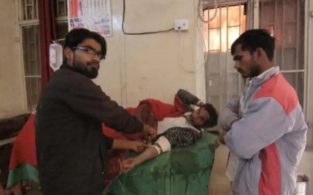 सीतापुर में चौंकाने वाला मामला: आधी रात को शख्स ने अपना प्राइवेट पार्ट काटकर शिवलिंग पर चढ़वाया!