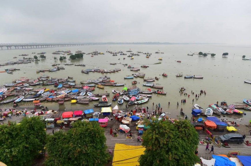 प्रयागराज, मिर्जापुर और भदोही में भारी बारिश का कहर, जिलों के ऊपर मॉनसून रेखा सक्रिय, IMD ने जारी की चेतावनी