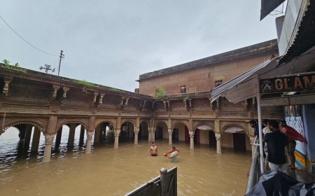 मिर्जापुर और भदोही में गंगा के बढ़ते जलस्तर से बाढ़ का खतरा, प्रशासन अलर्ट पर