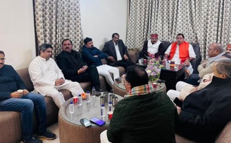 यूपी में बंद कमरे में 52 ब्राह्मण विधायकों की बैठक से सियासी तापमान बढ़ा, जानें आखिर क्या है ब्राह्मणों के नाराजगी की वजह?